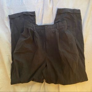 OVERSIZED TROUSERS MENSWEAR FIT
Dark grey with pinstripe cross detailing